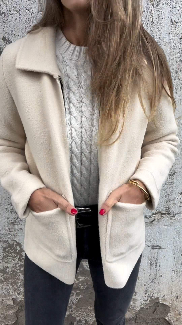 LENA | Cozy Zip Jacket